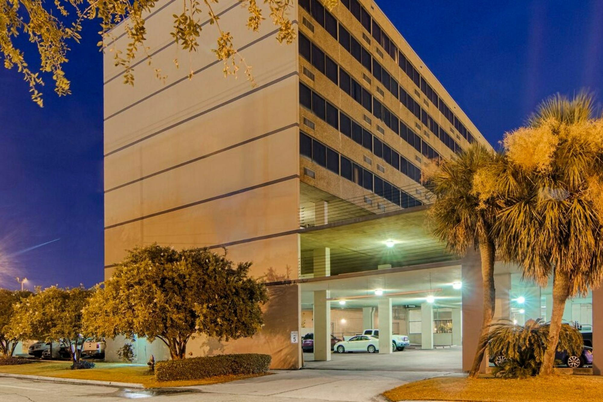 Comfort Inn & Suites At Copeland Tower Metairie Eksteriør billede